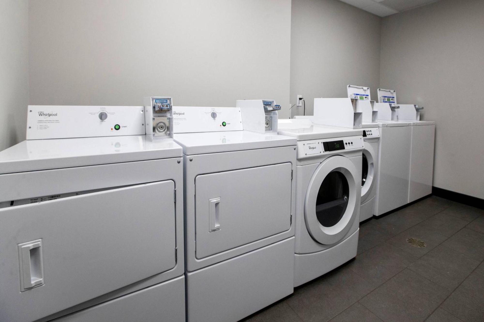Towneplace Suites By Marriott Conroe Bagian luar foto