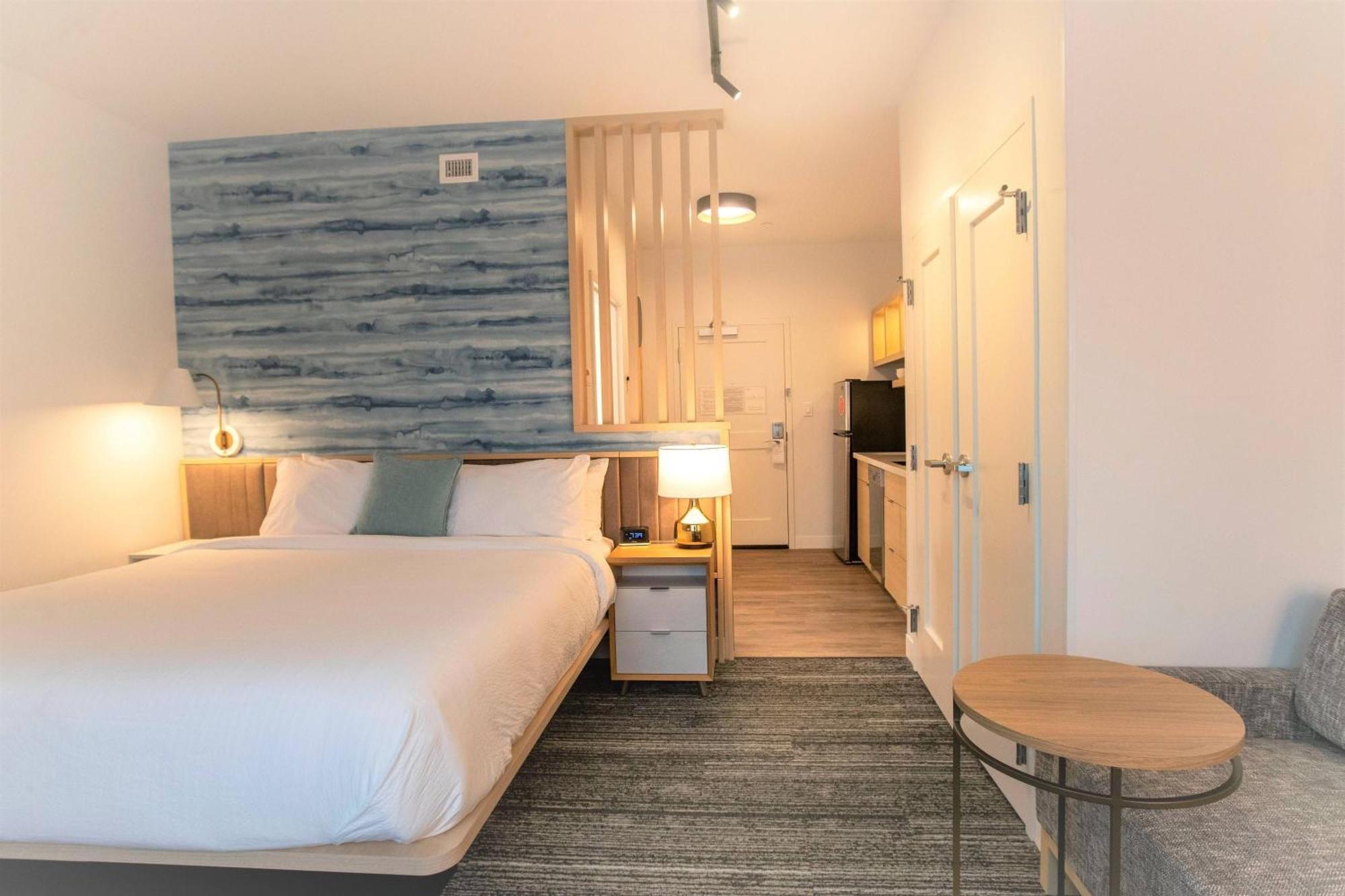 Towneplace Suites By Marriott Conroe Bagian luar foto